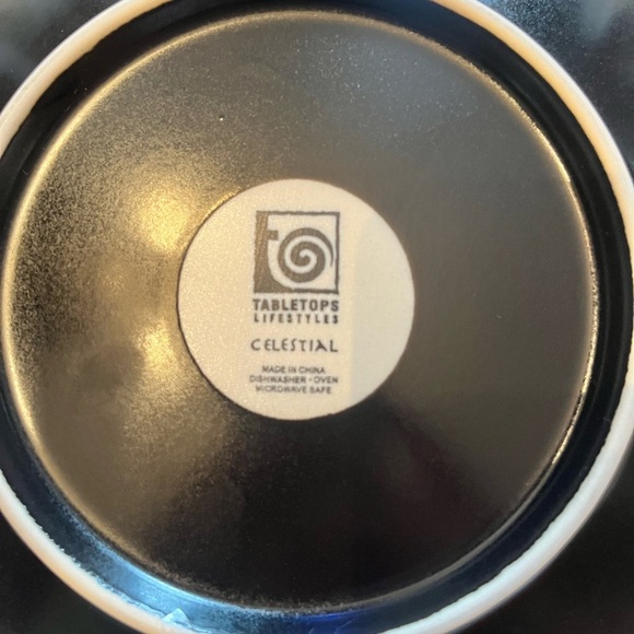 Tabletops Lifestyles Celestial Coal Plate Black & Ivory  8.5" RARE ROUND x2 - Picture 2 of 3